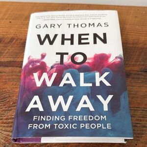 When to Walk Away Book by Gary Thomas